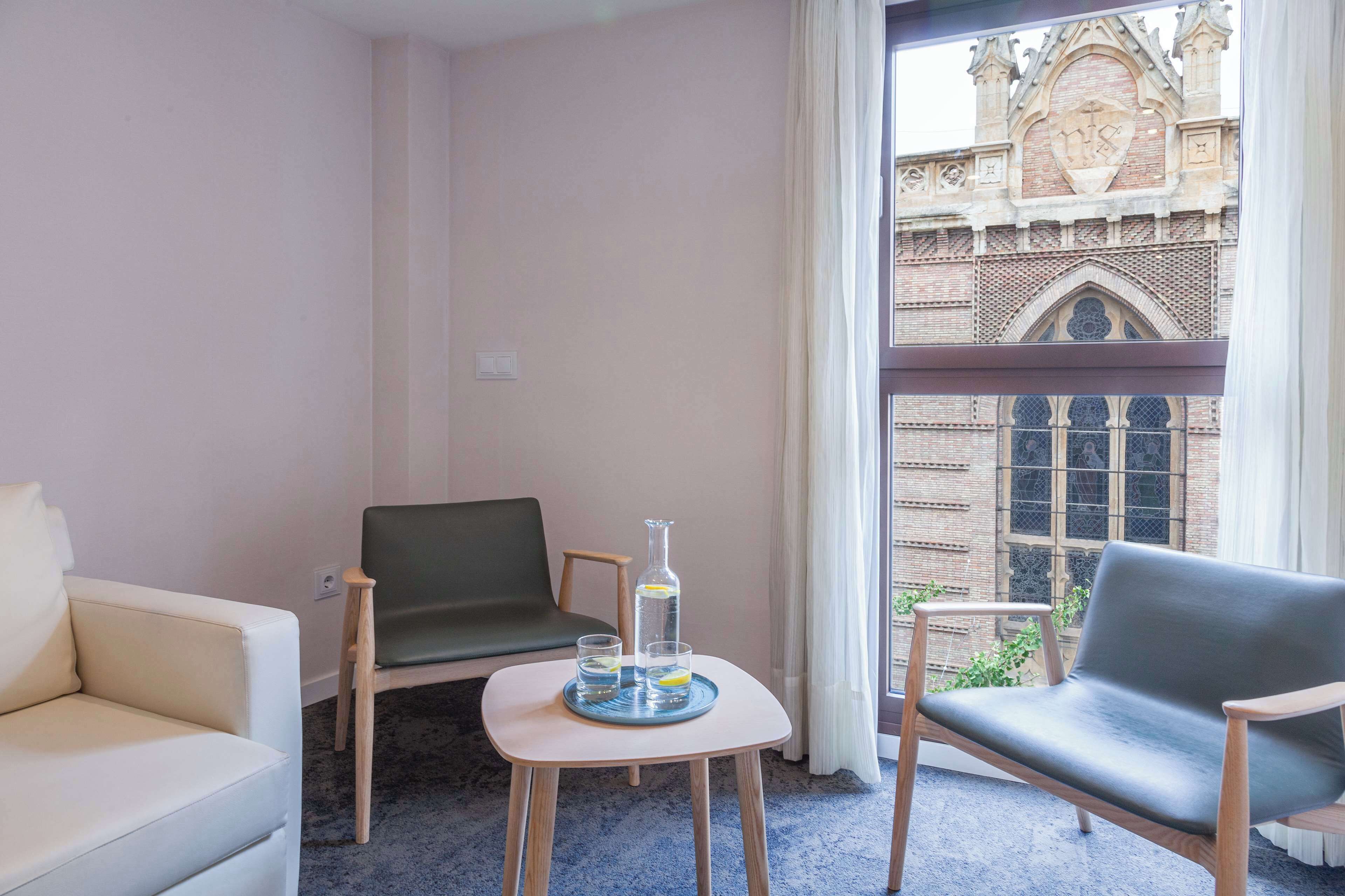 family suite (2 adults + 2 children) | 1 bedroom, minibar, in-room safe, desk