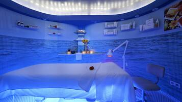 Sauna, hot tub, Turkish bath/hammam, body treatments, hydrotherapy
