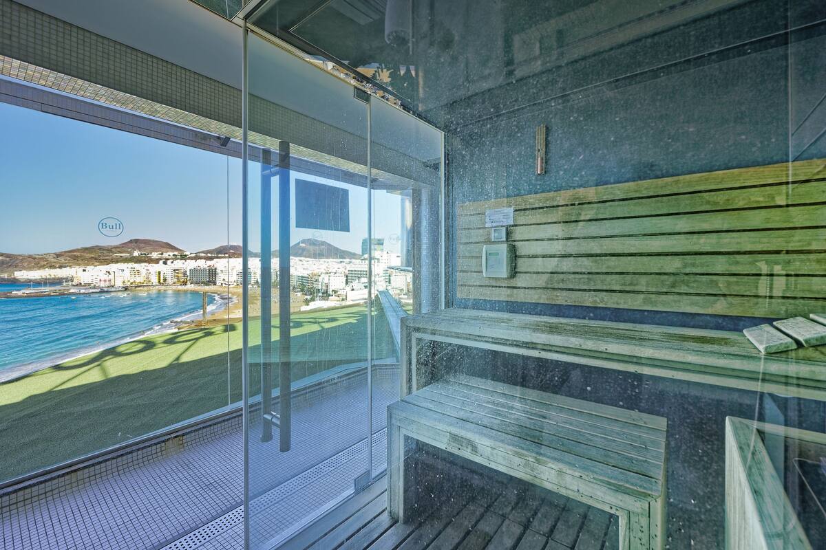 sauna, hot tub, turkish bath/hammam, body treatments, hydrotherapy