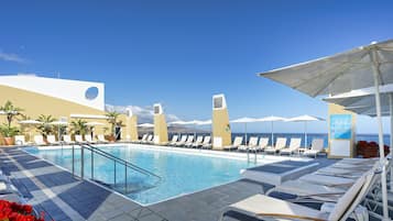 Outdoor pool, pool umbrellas, pool loungers