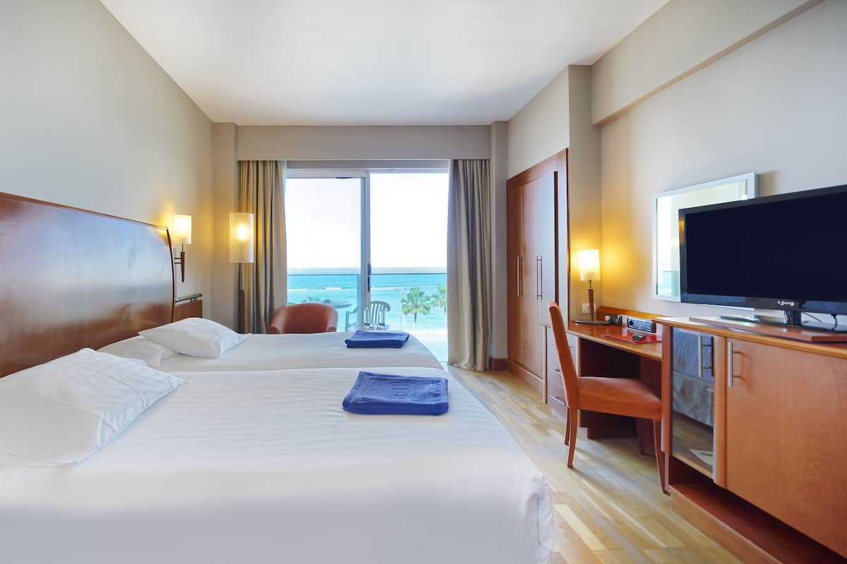 Chambre Double Standard, vue océan (Spa access included)