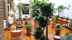 Unclassified image, 4 of 61, button - Hotel Pasarela (Seville)