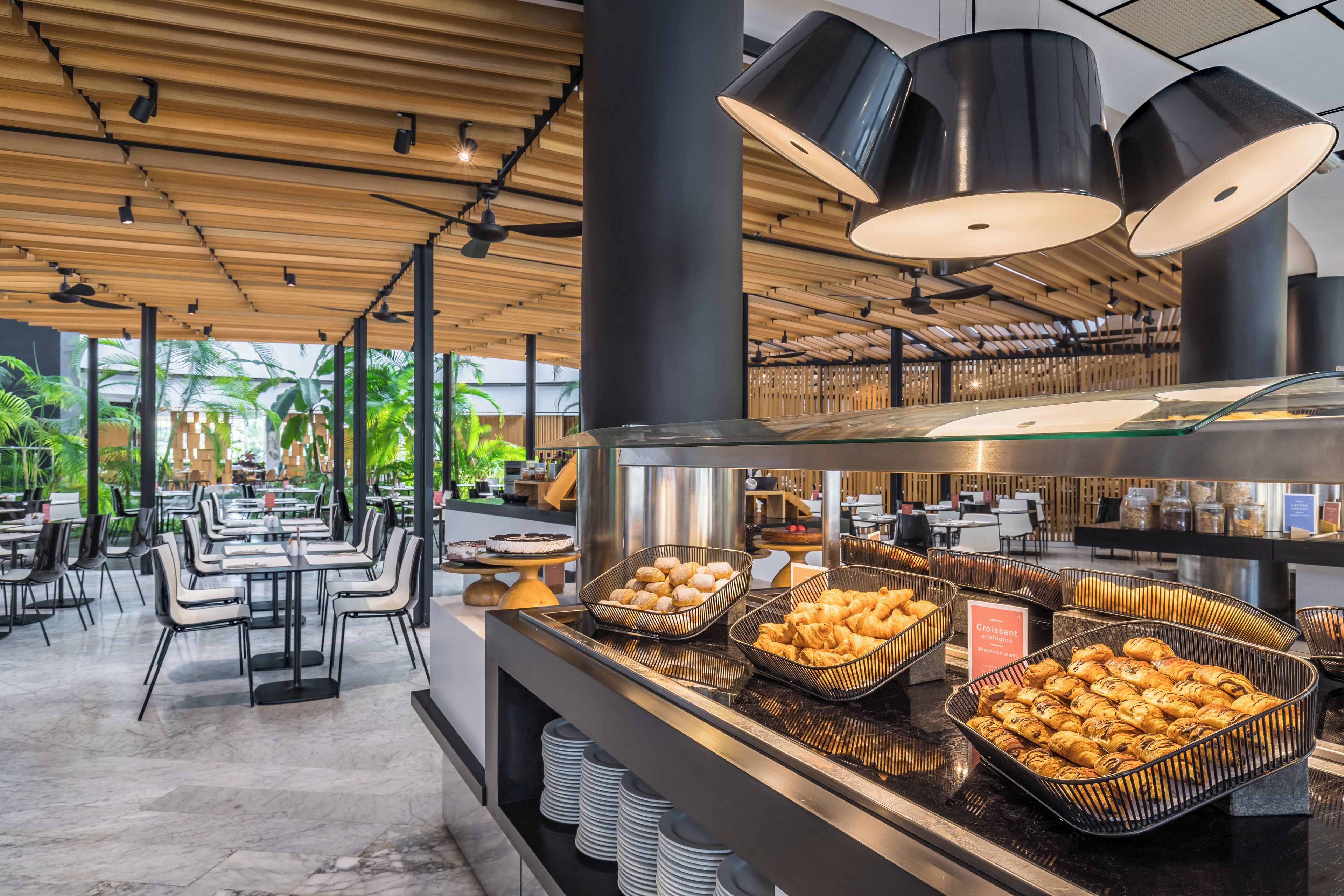 daily buffet breakfast (eur 22 per person)
