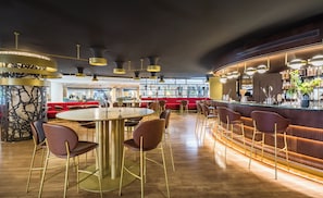 Snack bar