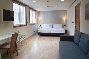 Family Room, 1 Bedroom | Desk, soundproofing, free WiFi, bed sheets