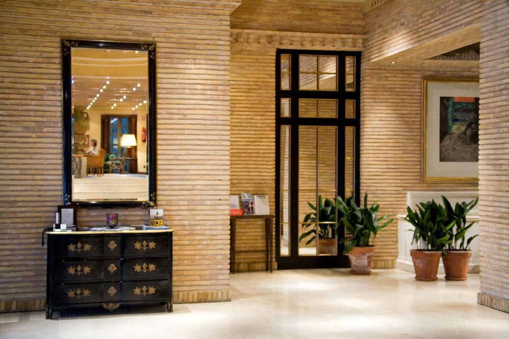 Hotel Palafox Zaragoza photo 7