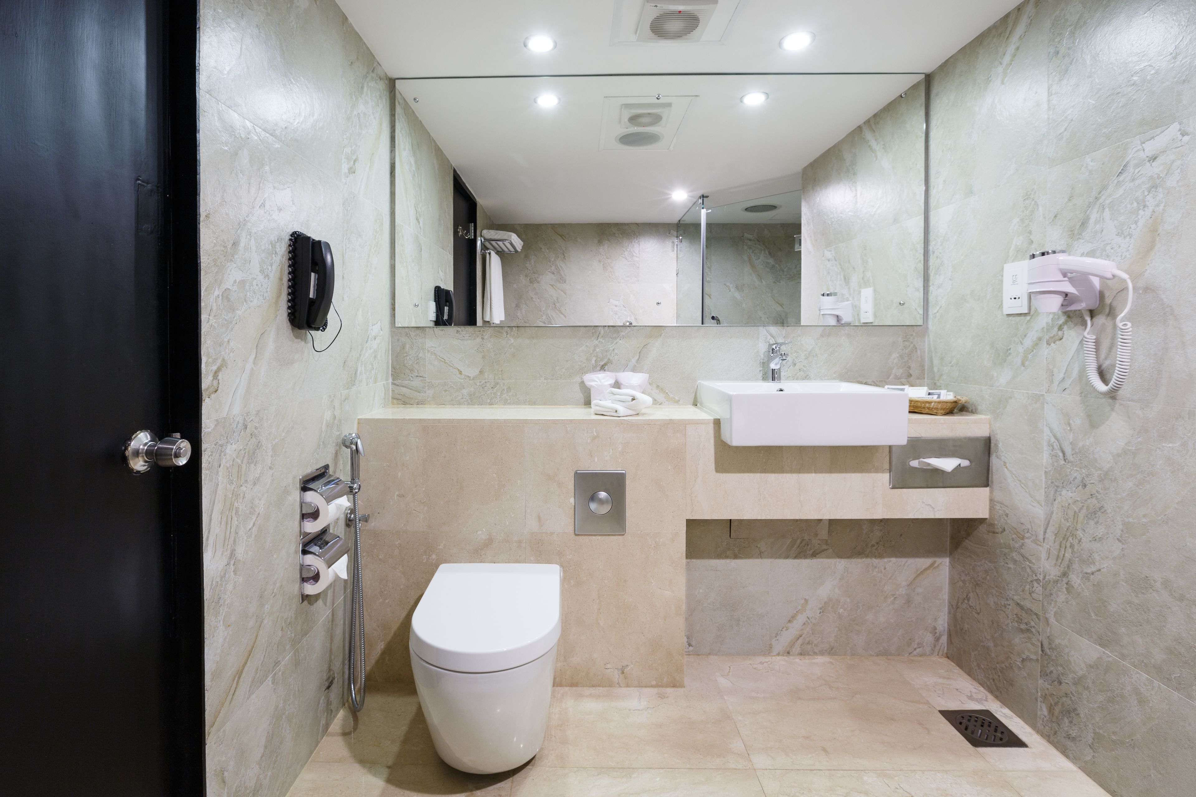 Photo - Ramada Colombo