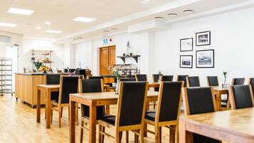 Gratis frukostbuffé varje dag