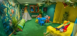 Children’s theme room