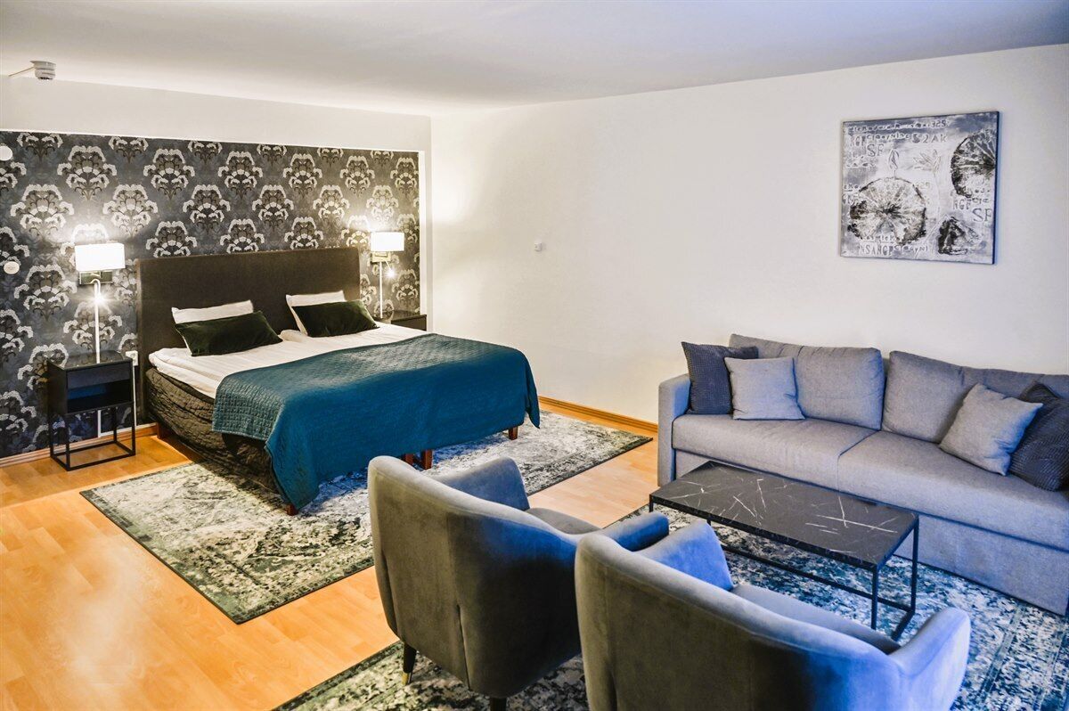 standard quadruple room | 1 bedroom, hypo-allergenic bedding, in-room safe, desk