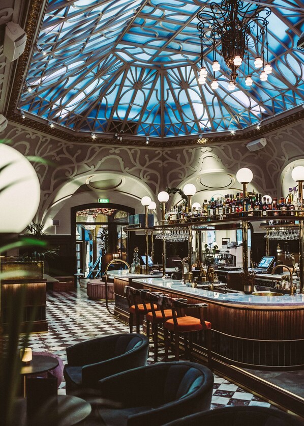 Bar (en la propiedad)