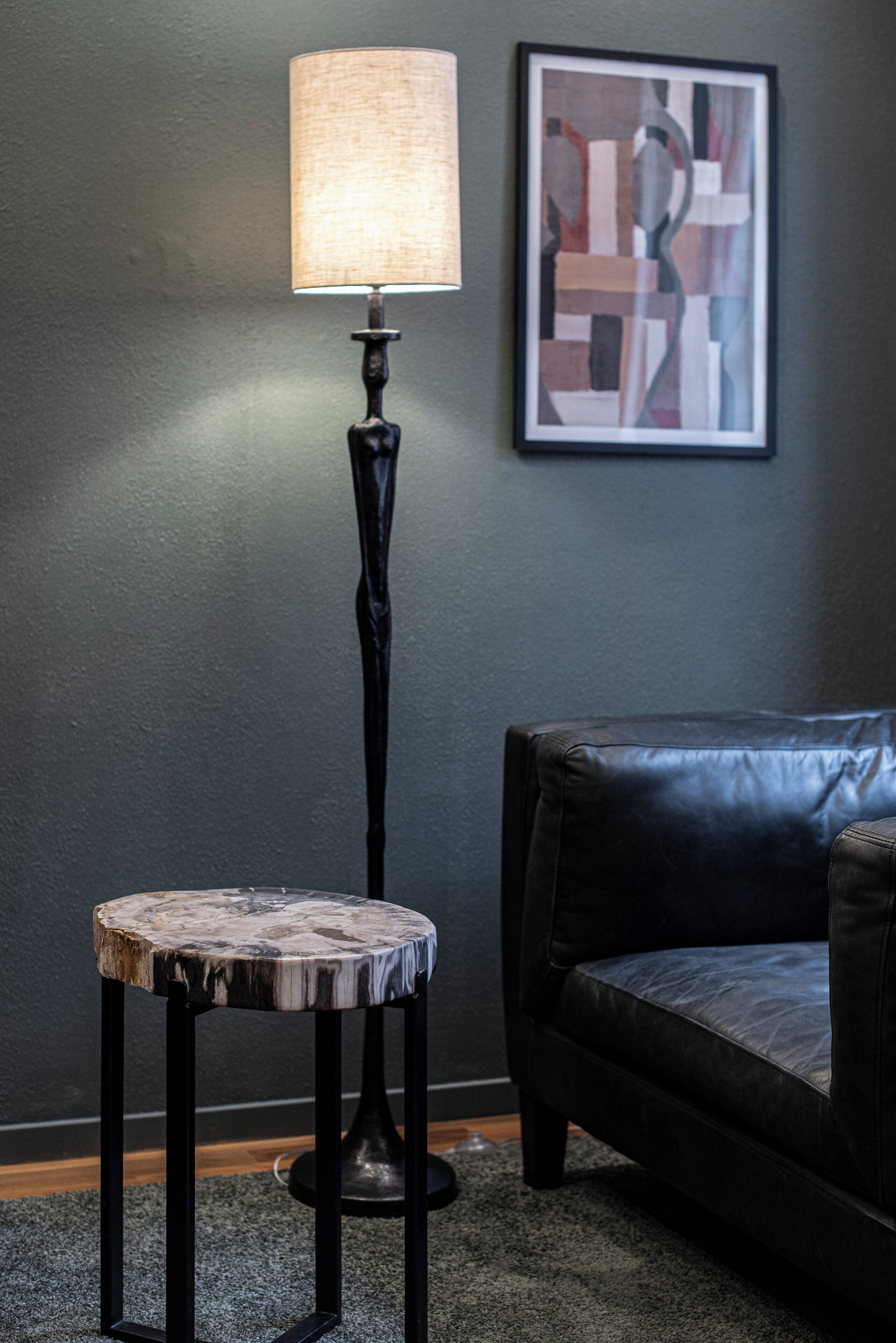 premium room, 1 king bed, non smoking | 1 bedroom, individually decorated, individually furnished