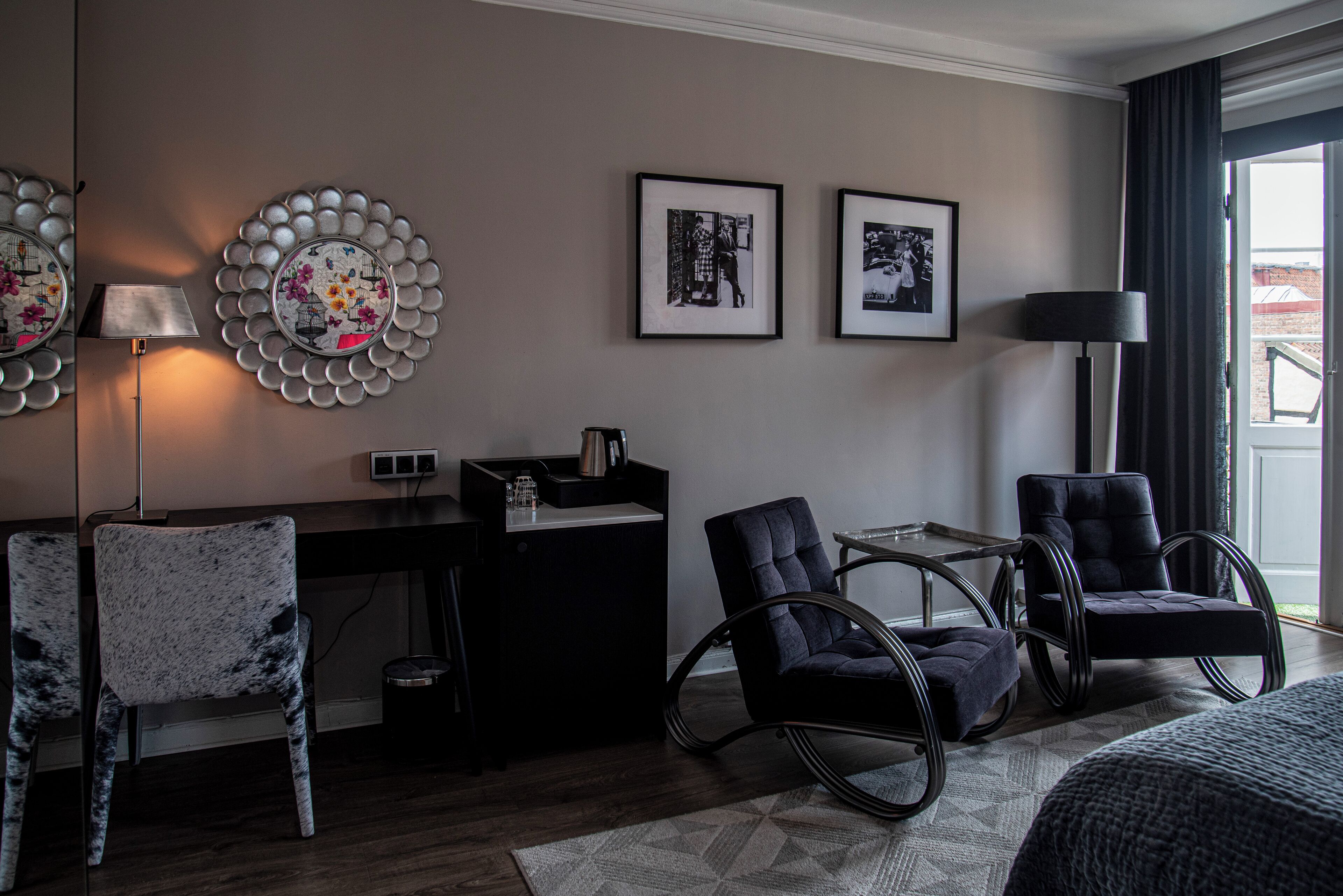 premium room, 1 king bed, non smoking, balcony | 1 bedroom, individually decorated, individually furnished