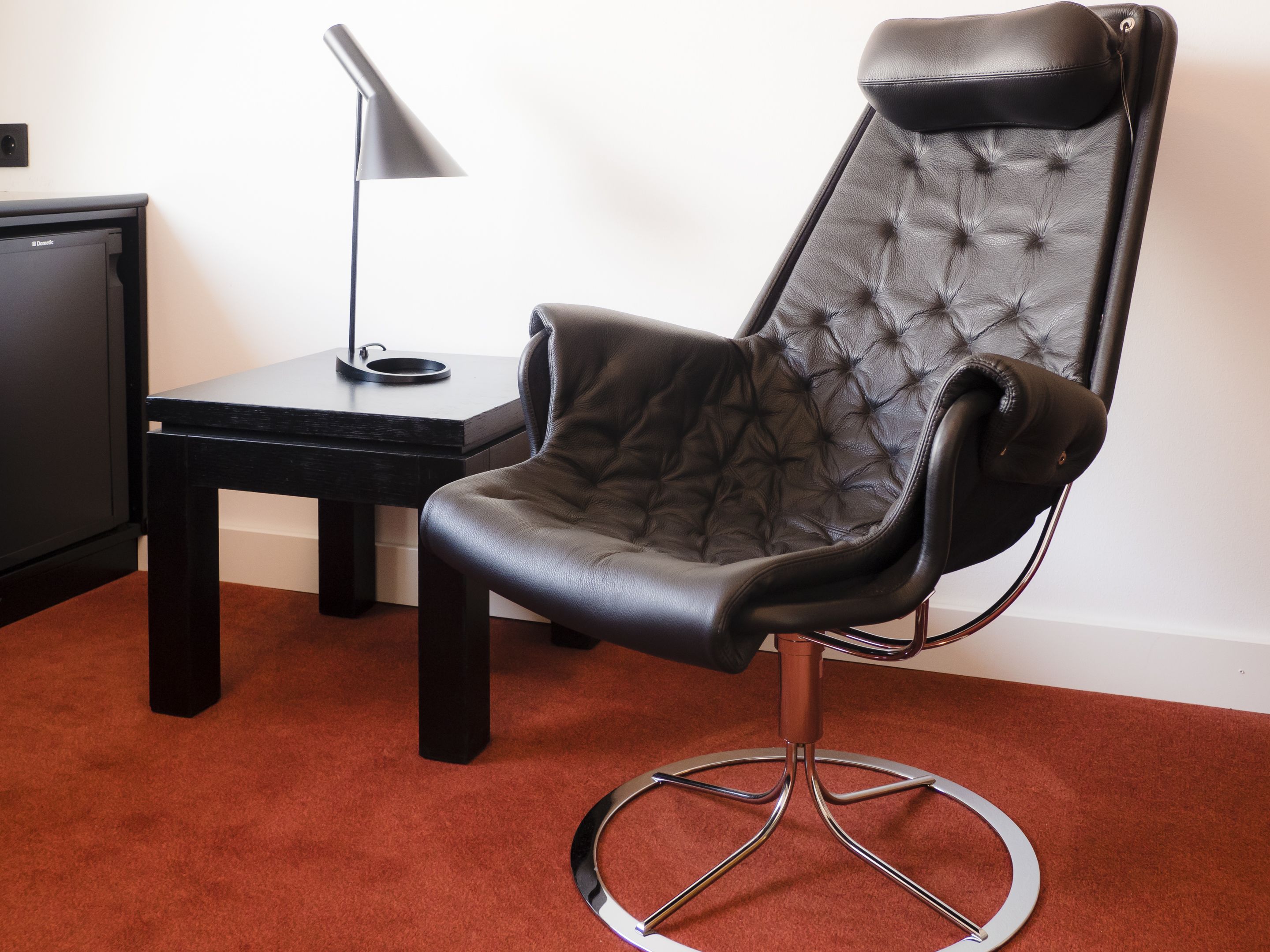 led tv, streaming services