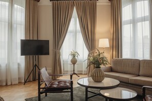 Junior Suite | Desk, iron/ironing board, free WiFi, bed sheets - Home Hotel Baltzar  (Malmo)