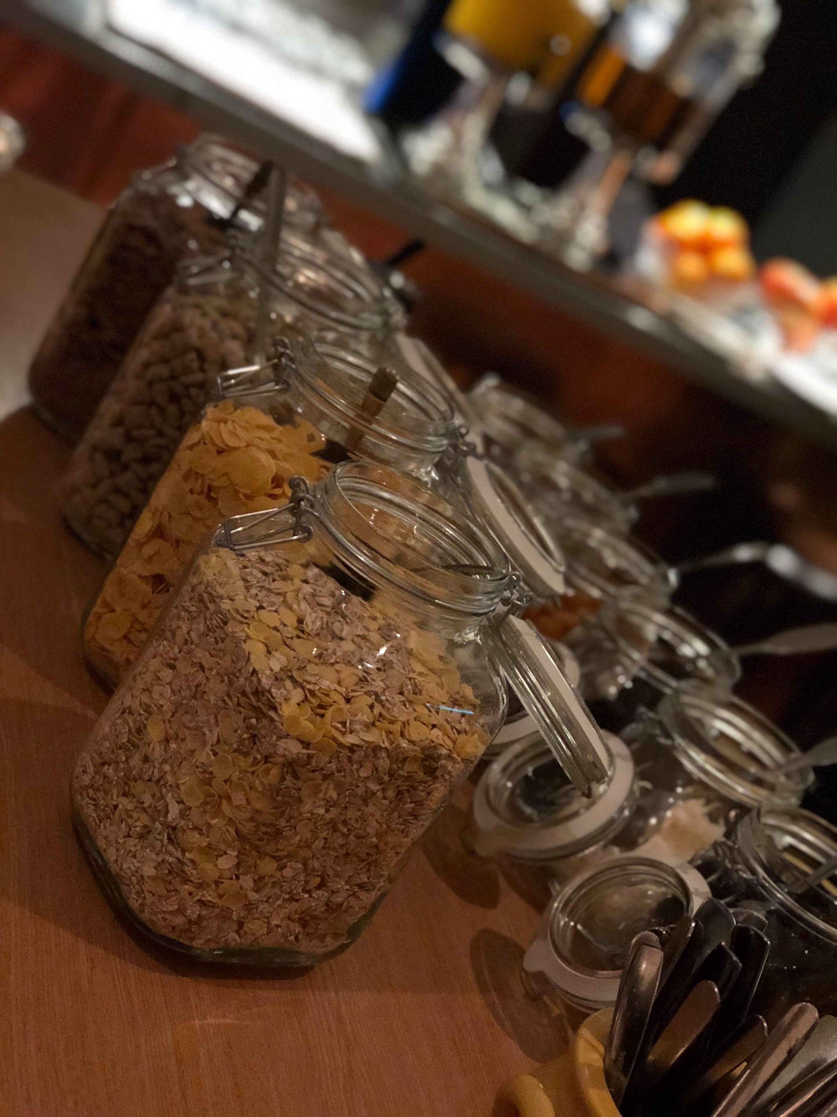 Bao gồm bữa sáng buffet hàng ngày 