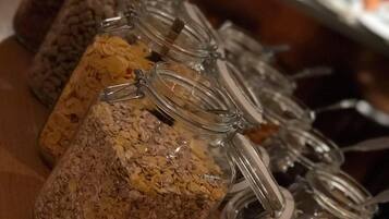 Bao gồm bữa sáng buffet hàng ngày