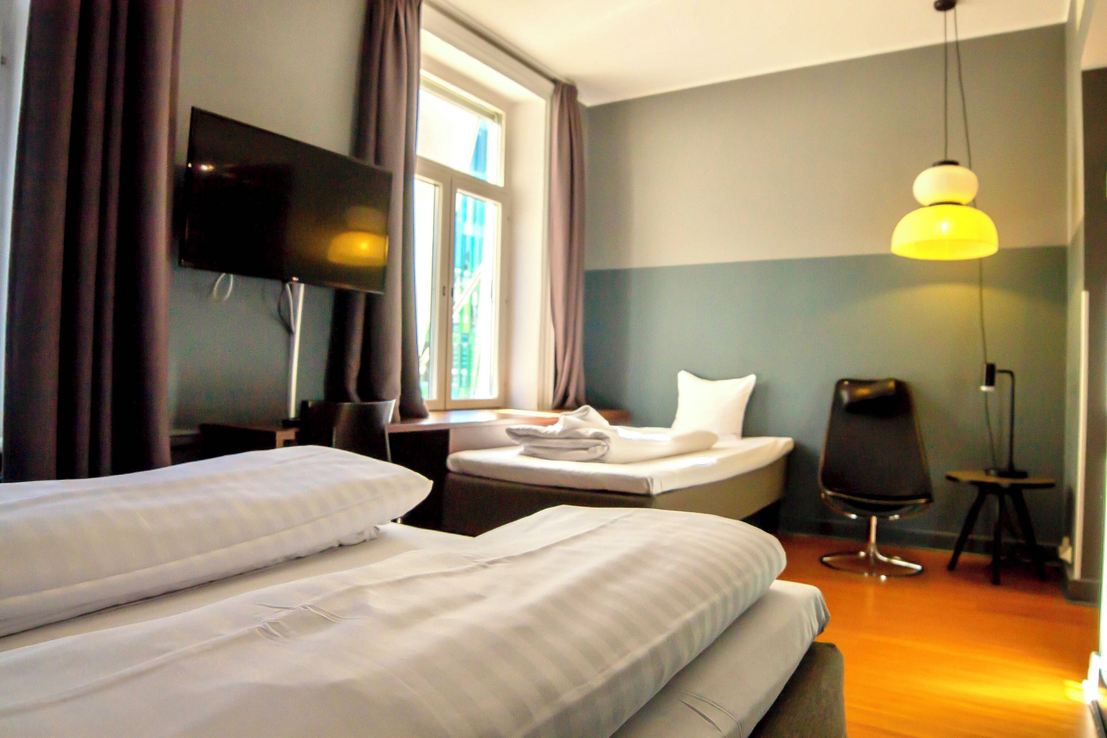 Family Room, Multiple Beds