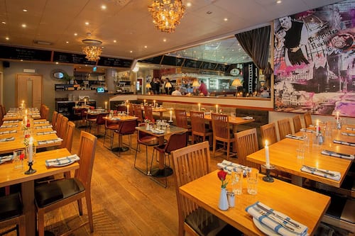 Breakfast, lunch, dinner served; Belgian cuisine