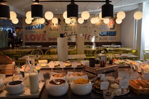 Daily buffet breakfast (SEK 179 per person)