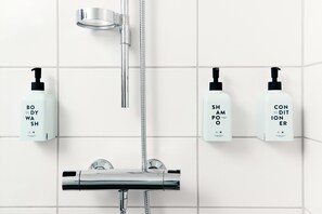 Hair dryer, towels