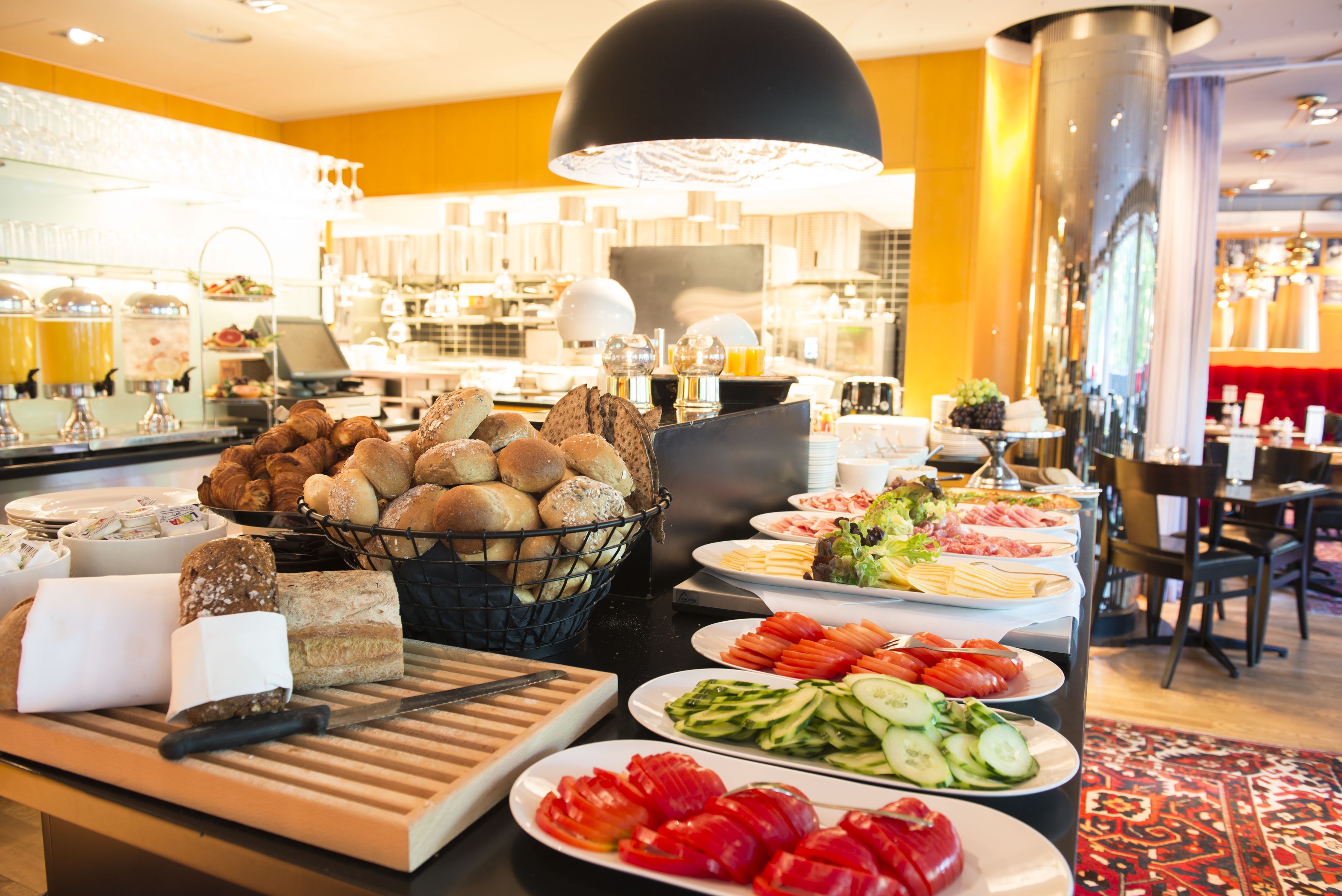 Free buffet breakfast