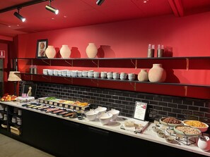 Gratis frukostbuffé varje dag 