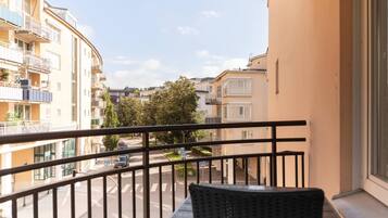 Desk, iron/ironing board, cribs/infant beds, rollaway beds