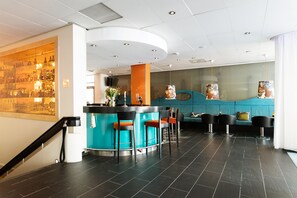 Bar (in der Unterkunft)