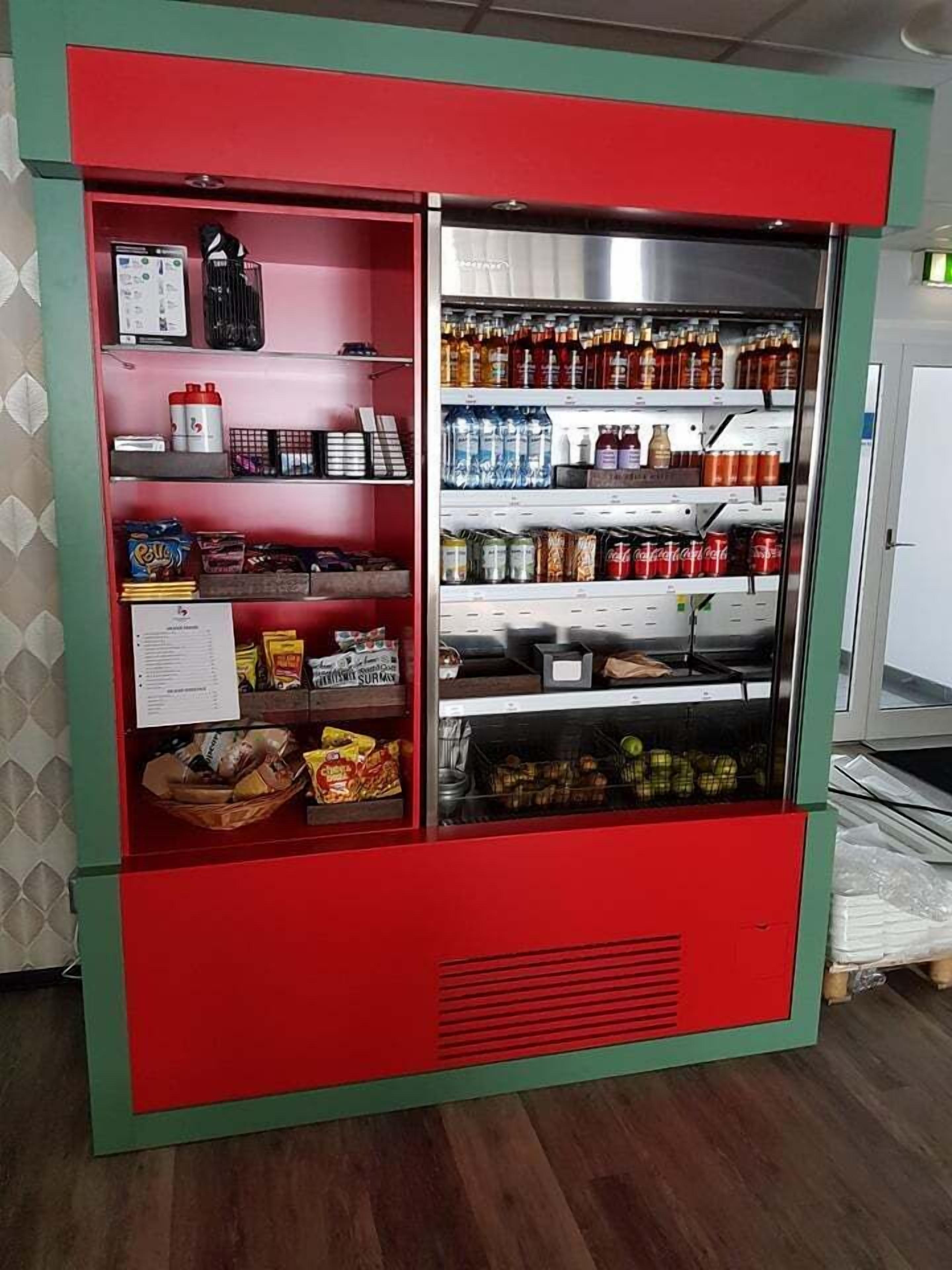 ماكينة بيع آلية