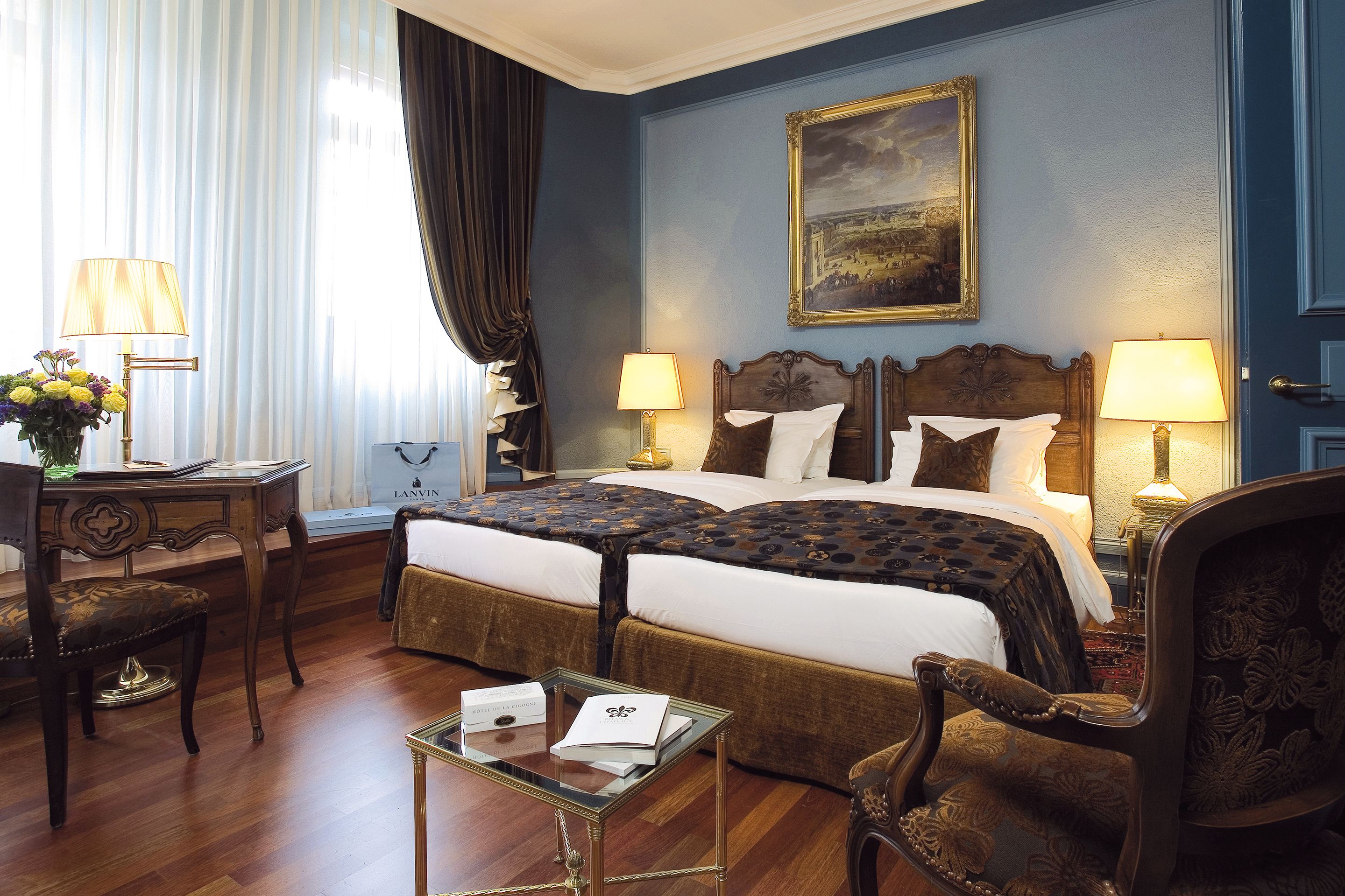 classic twin room | premium bedding, minibar, in-room safe, desk