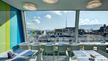 Daily buffet breakfast (CHF 19 per person)