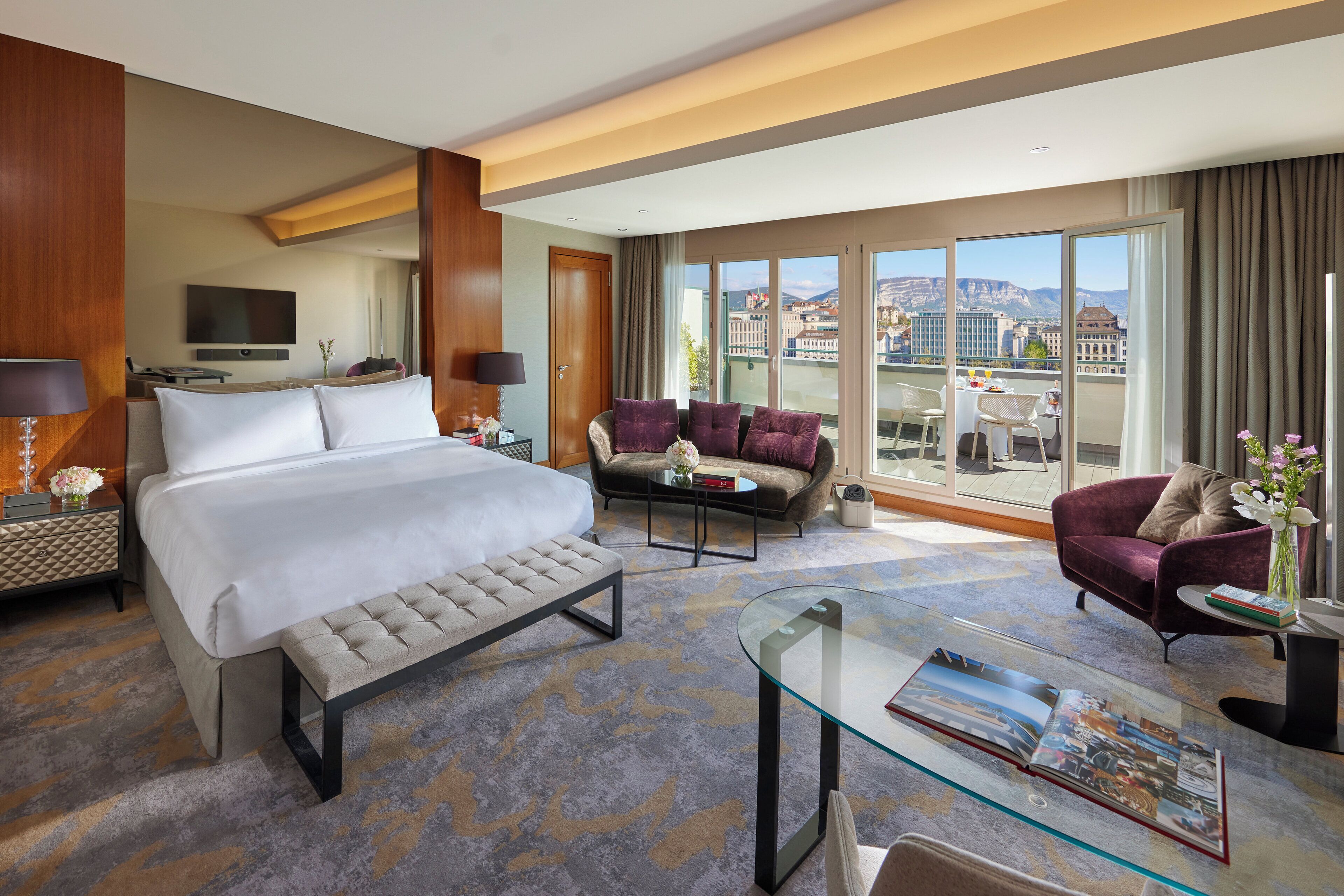 Junior Suite, 1 King Bed, Terrace | 1 bedroom, premium bedding, pillowtop beds, minibar