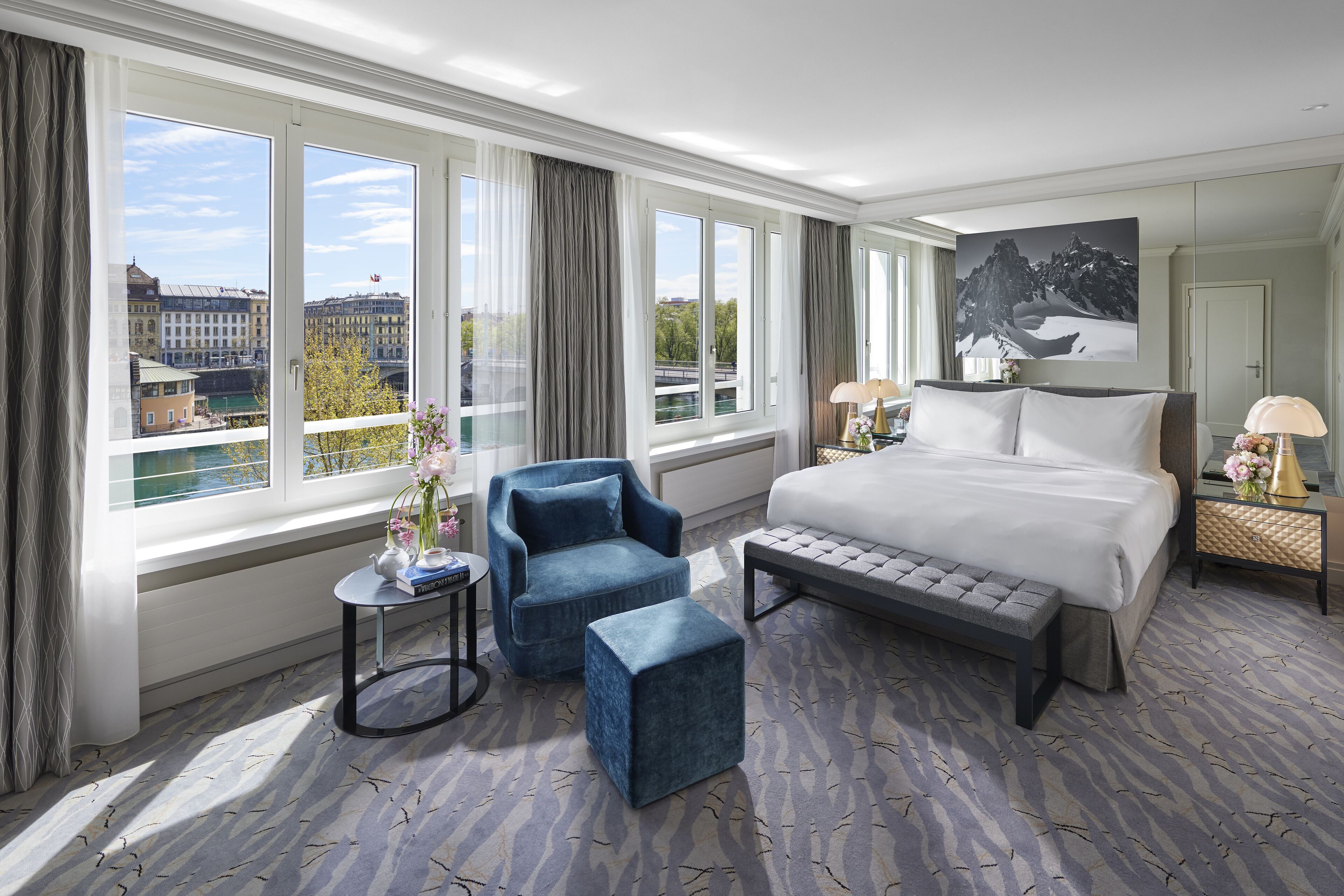 Suite, River View, Corner | 1 bedroom, premium bedding, pillowtop beds, minibar