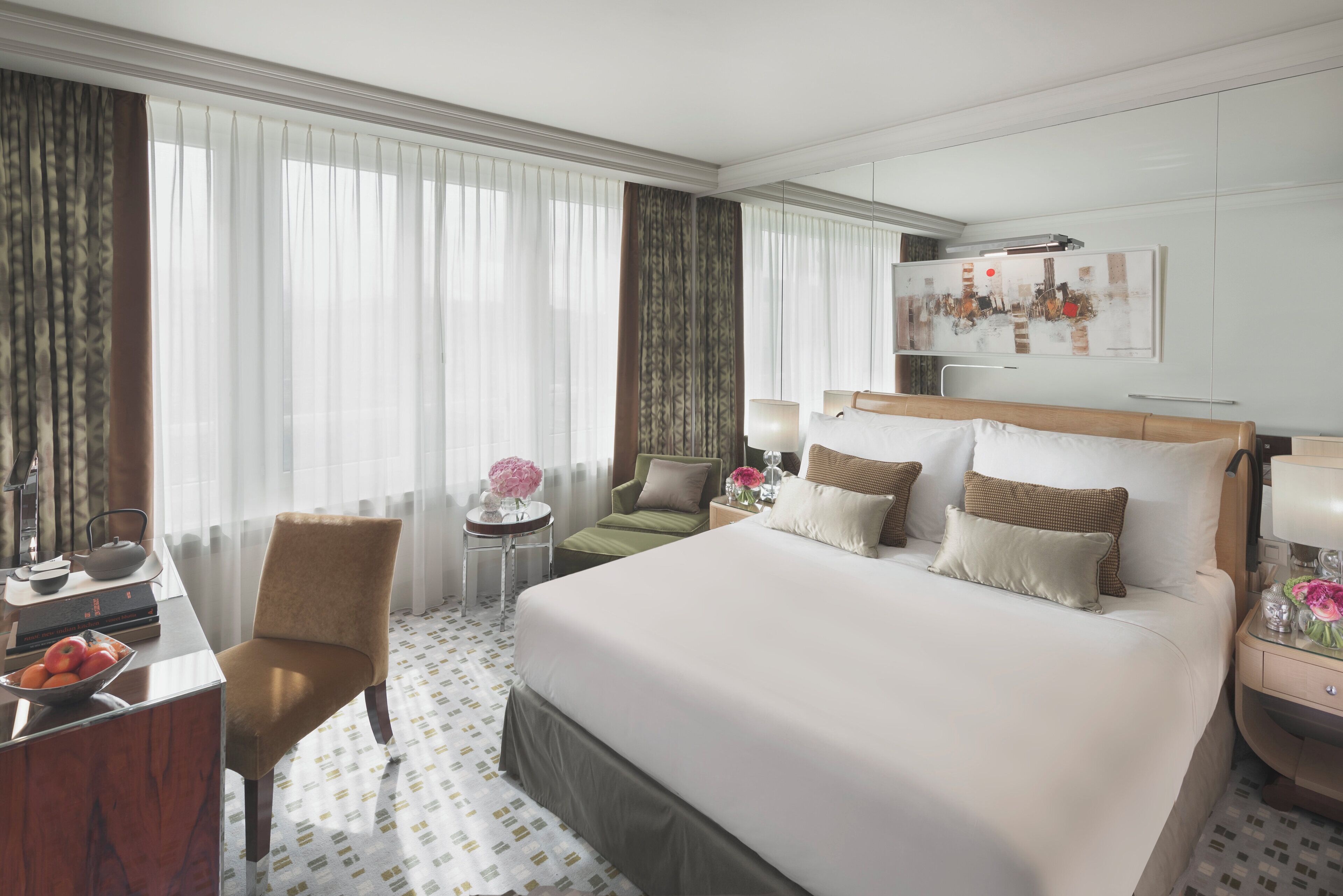 Superior Room | 1 bedroom, premium bedding, pillowtop beds, minibar