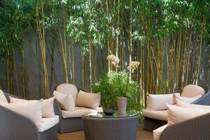 Terrace/patio - Hotel Jade (Geneva)