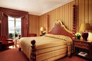 Exclusive Room, 1 King Bed, Lake View | Egyptian cotton sheets, premium bedding, down comforters, pillowtop beds - Hotel d'Angleterre Geneva (Geneva)
