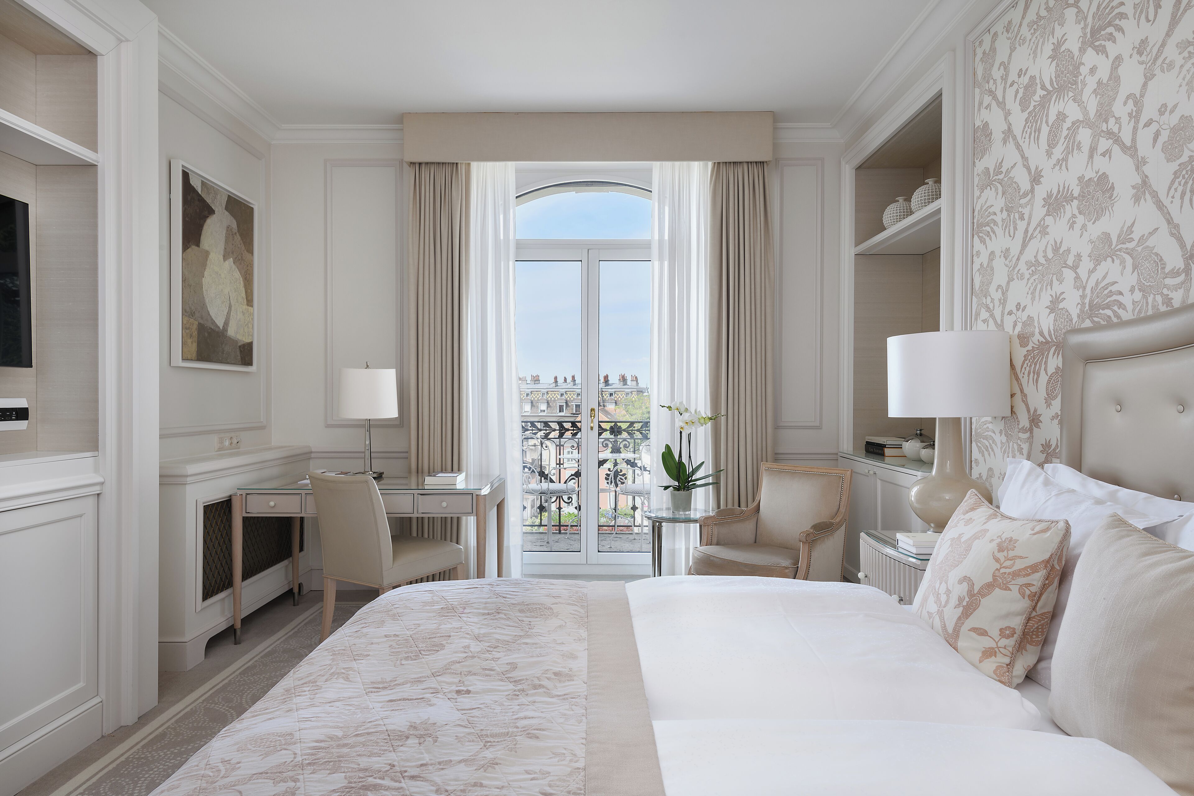 Chambre Supérieure, vue lac (Partial) | Literie de qualité supérieure, minibar, coffres-forts dans les chambres