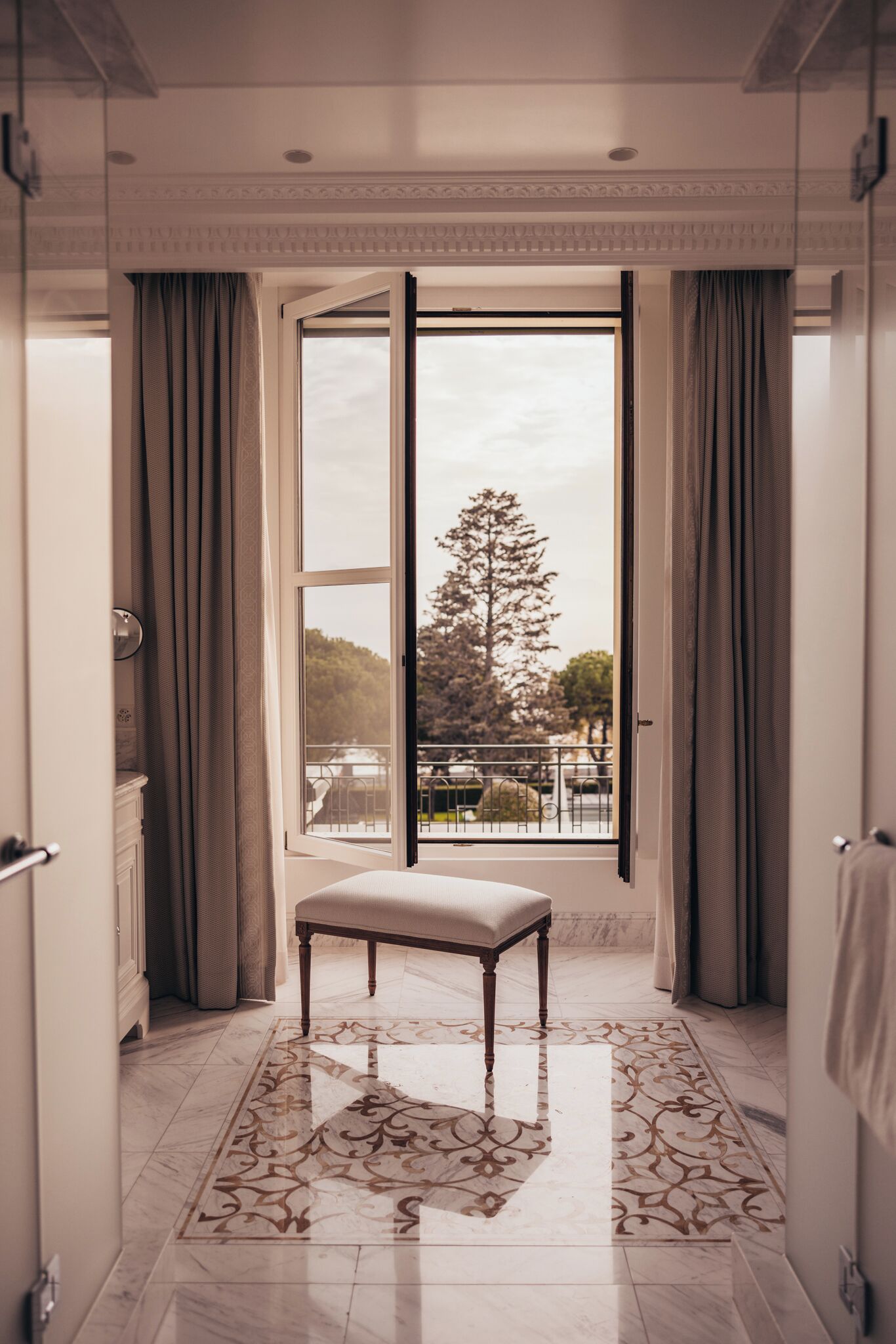 Photo - Beau-Rivage Palace