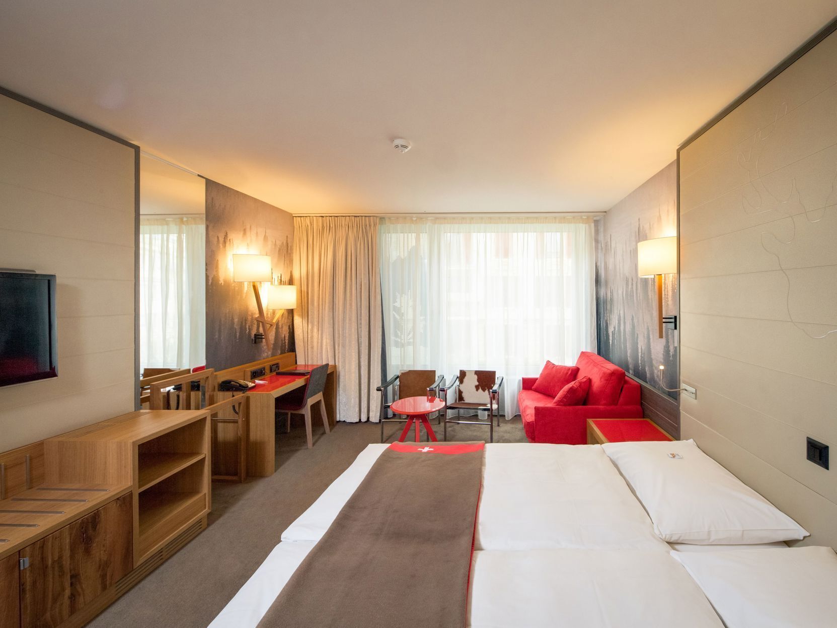 Premium bedding, down duvets, minibar, in-room safe