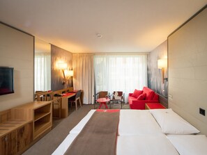 Studio, Kitchenette