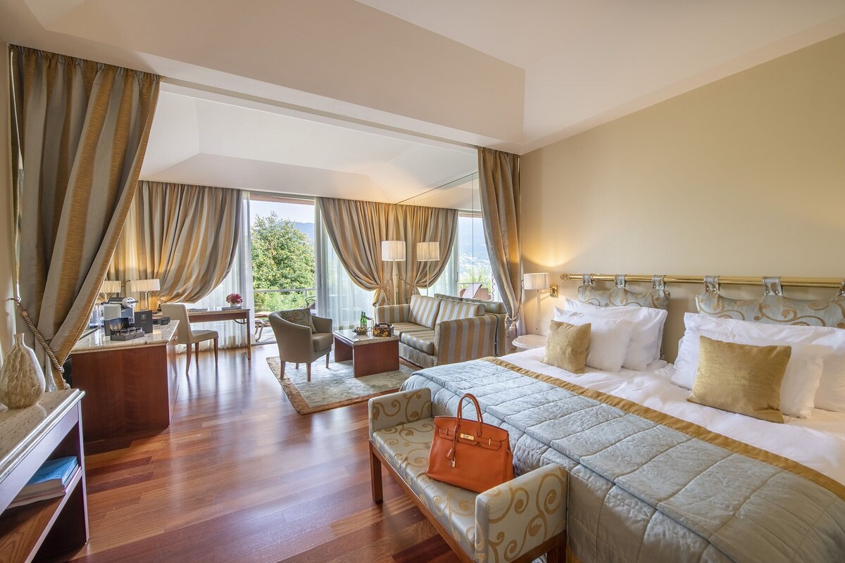 Premium bedding, down duvets, Select Comfort beds, minibar