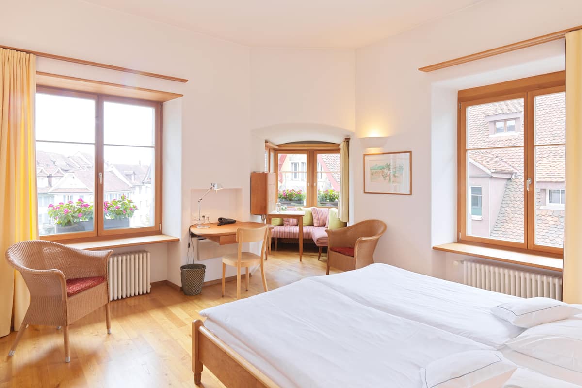 superior double room | 1 bedroom, hypo-allergenic bedding, in-room safe, desk