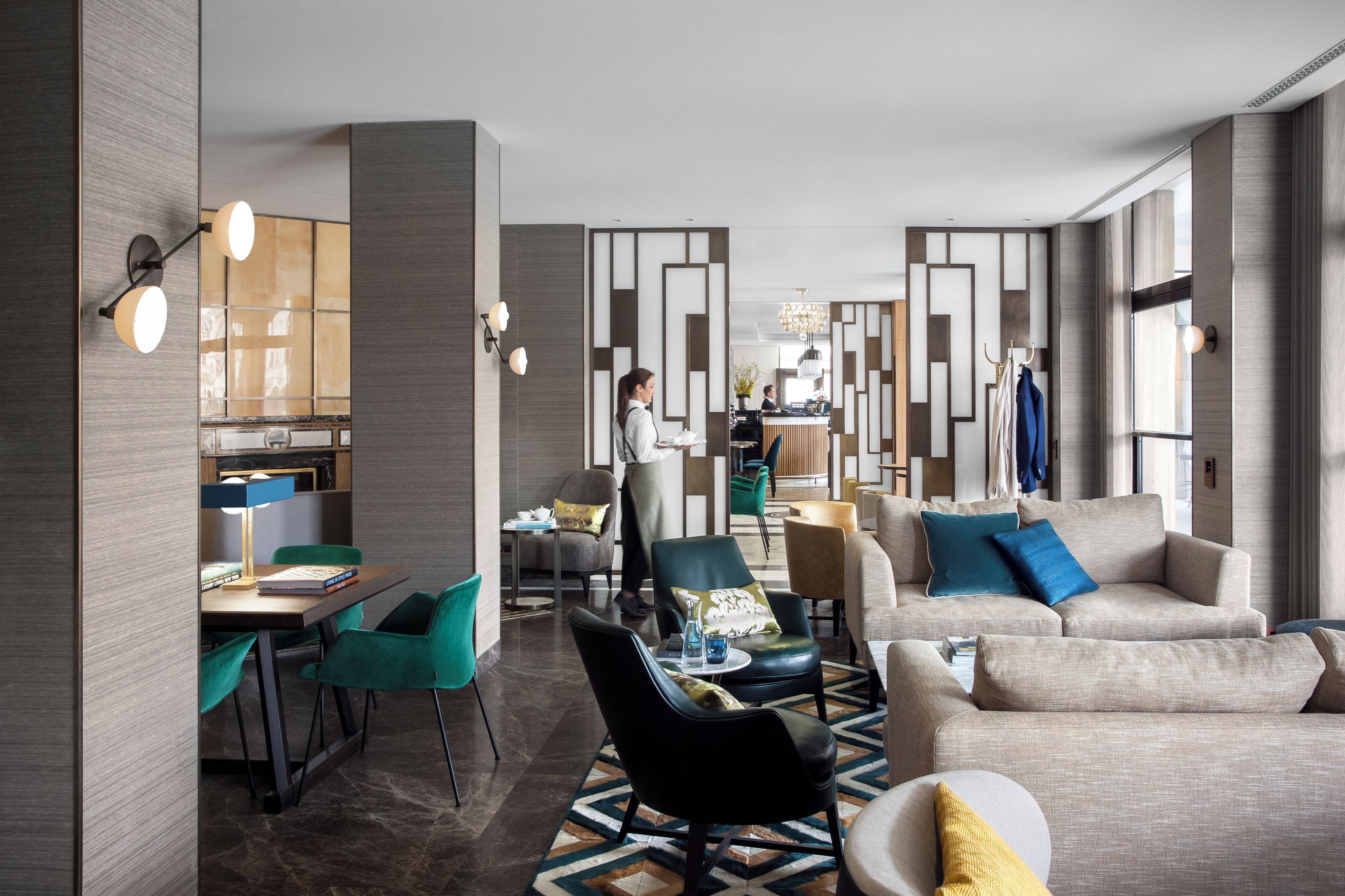 serves lunch and dinner