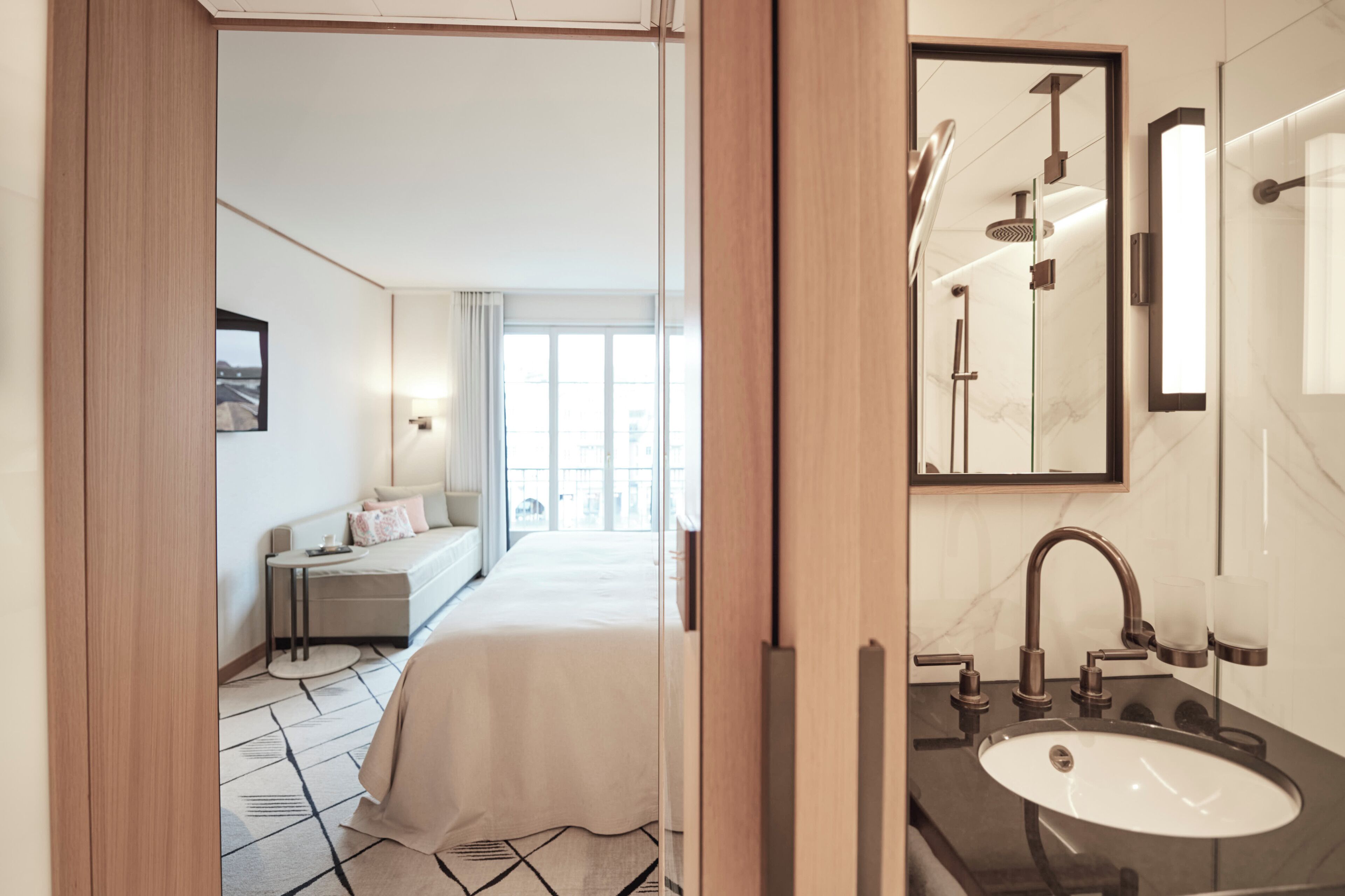 riverside double room | bathroom | free toiletries, hair dryer, bathrobes, slippers