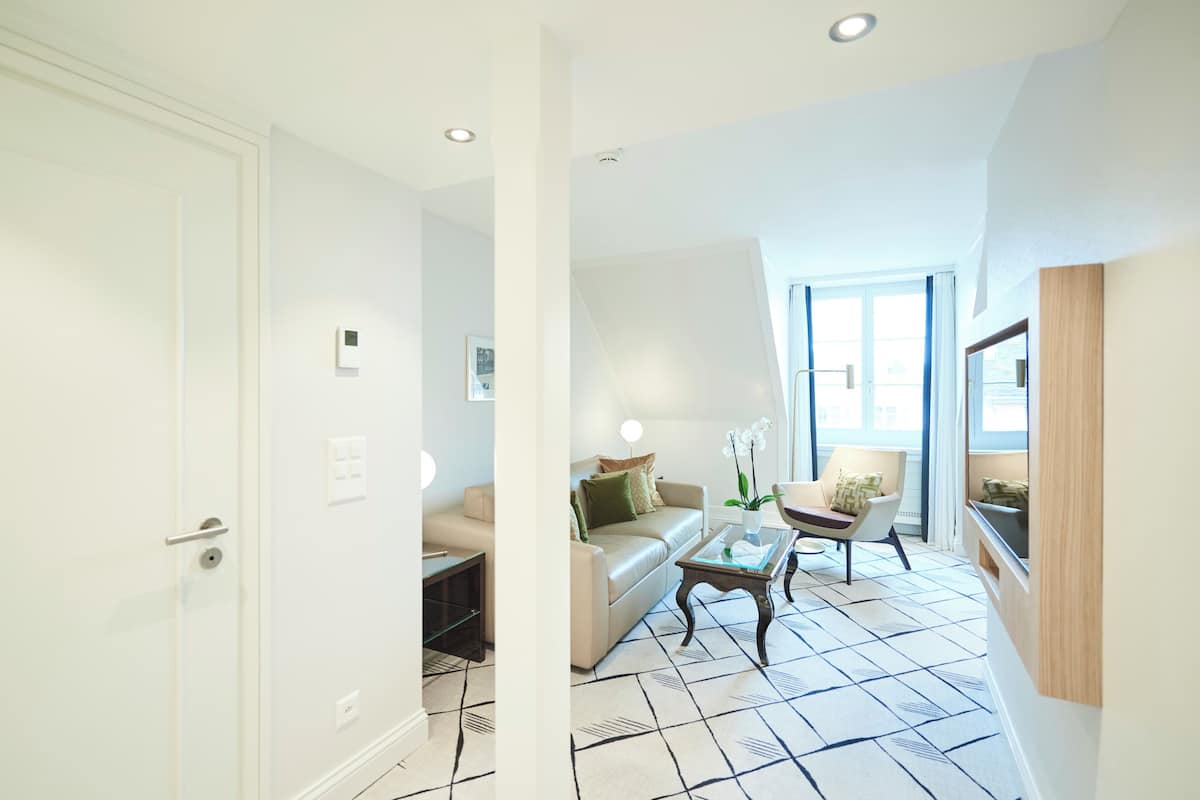 Lifestyle Suite With River View and Plaza view | Living area | LED TV, pay movies