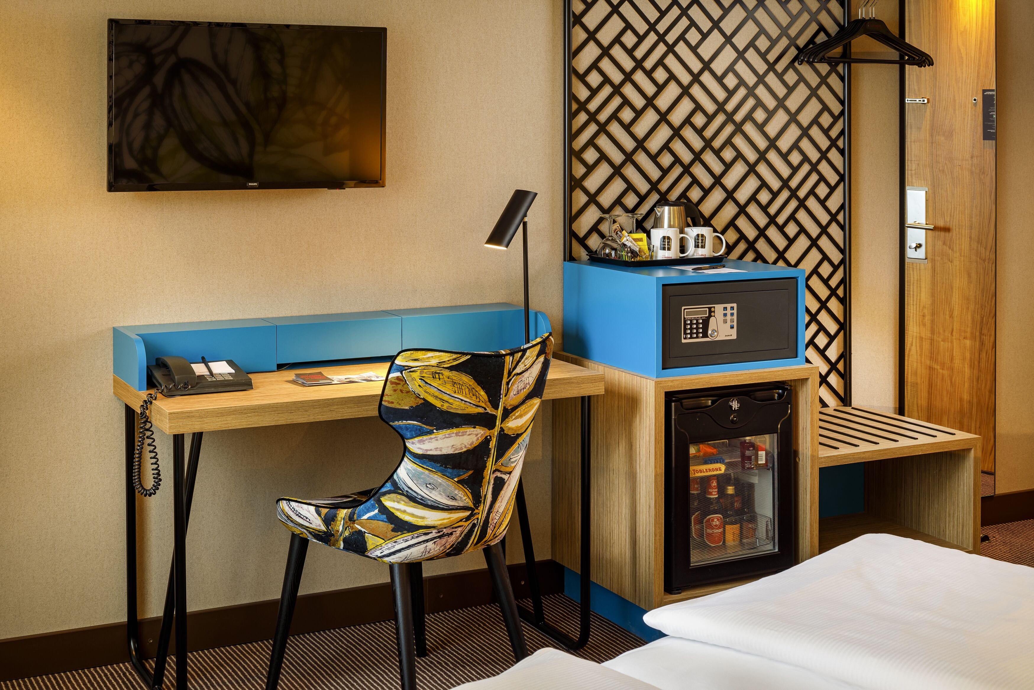 business double room | premium bedding, down duvets, minibar, in-room safe