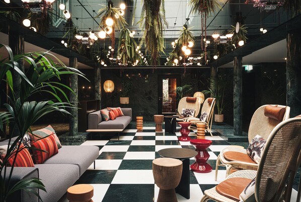 Sala de estar en el lobby