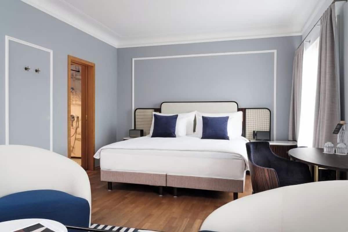 1 Schlafzimmer, hochwertige Bettwaren, Pillowtop-Betten, Minibar