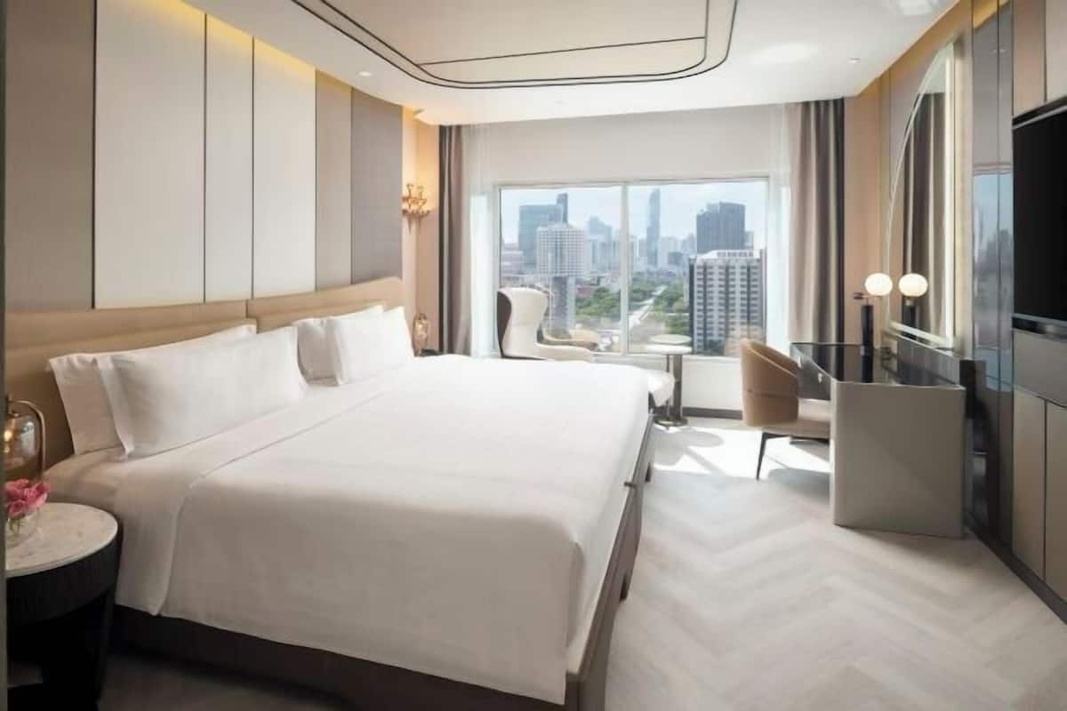 1 bedroom, premium bedding, in-room safe, individually decorated